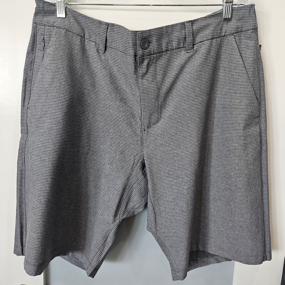 Hang Ten Men's Charcoal Pinstripe Shorts